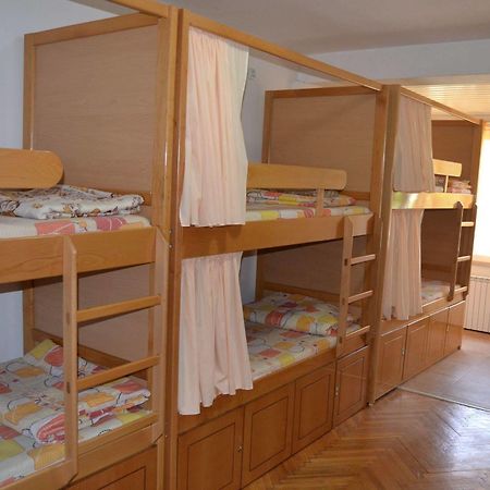 Hostel Valentin 2 Skopje Eksteriør billede